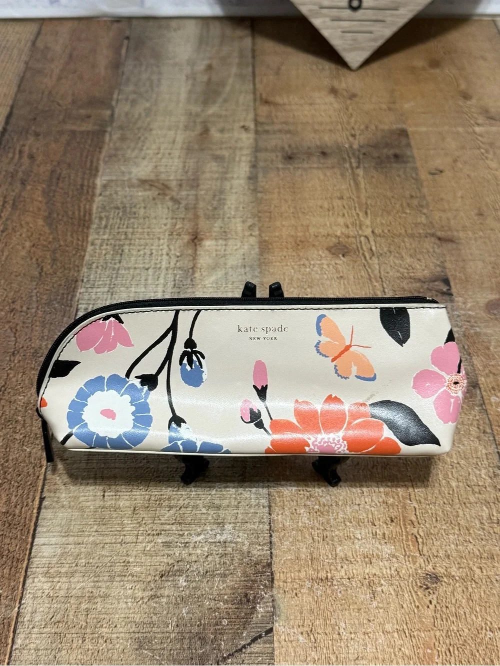 Kate Spade Floral Garden Pencil Case Pre owned condition  Very minimal signs of